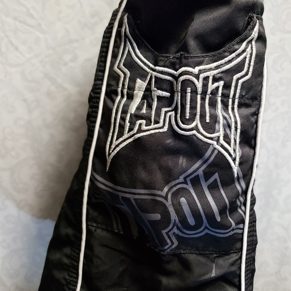 Vintage Tapout board shorts (Mask era)